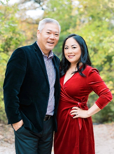 Chiropractor Carrollton TX Hoa Nguyen With Amanda Nguyen Chiropractor Carrollton TX Hoa Nguyen With Amanda Nguyen